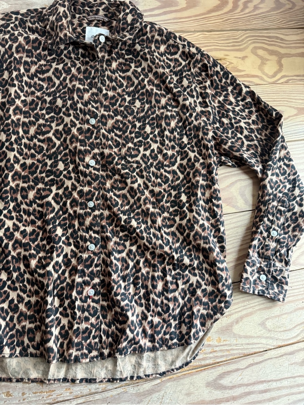 Aerie Leopard Print Button-Down Shirt Size XS